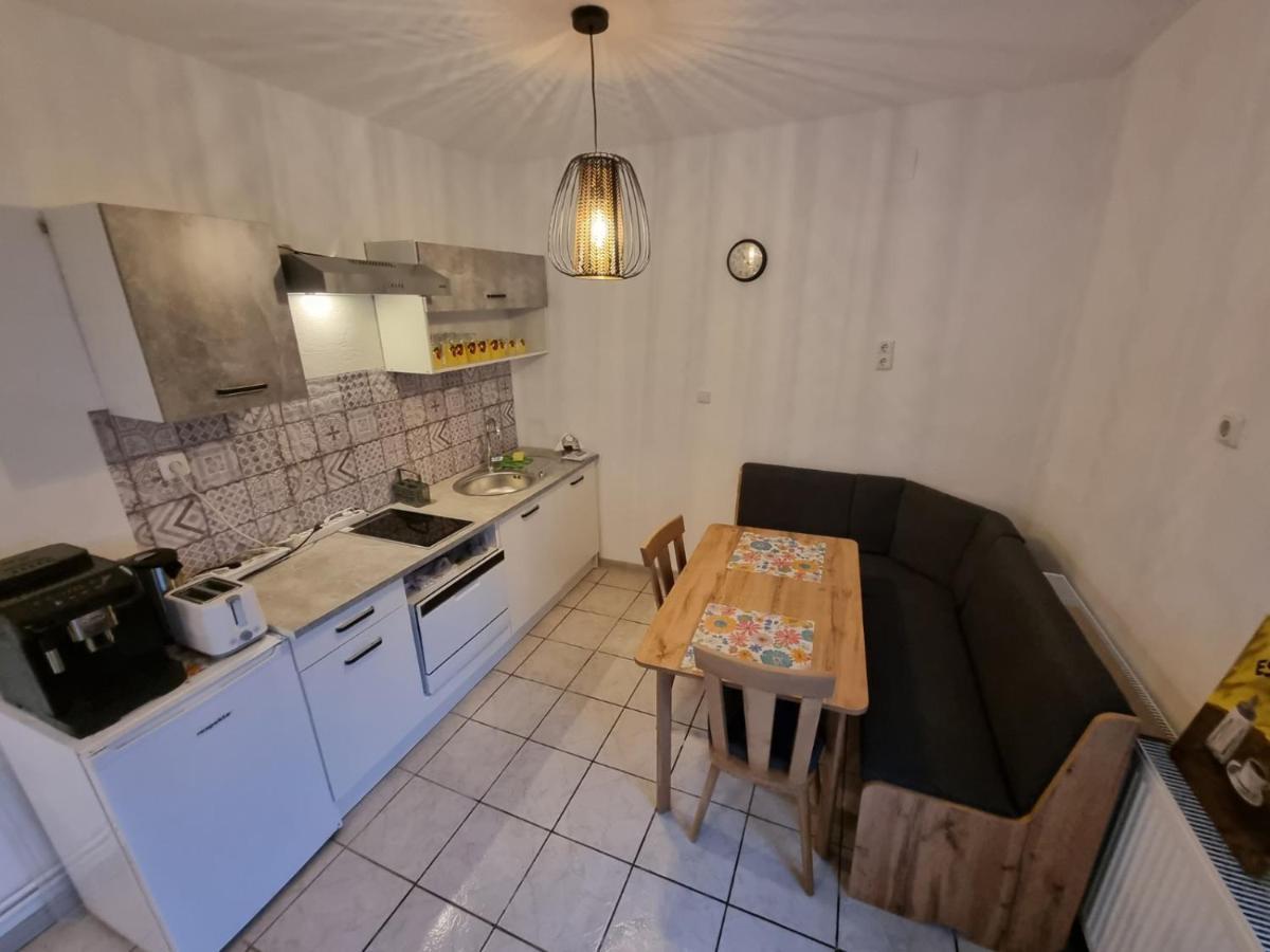Pension Donaublick Grein 2 In Stifterstrasse 19A Exteriör bild