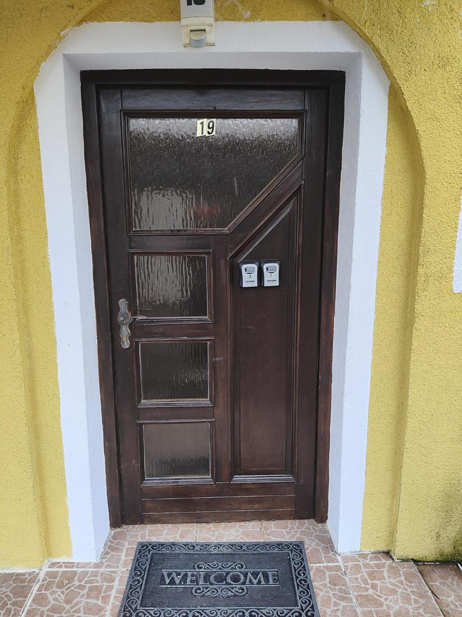 Pension Donaublick Grein 2 In Stifterstrasse 19A Exteriör bild